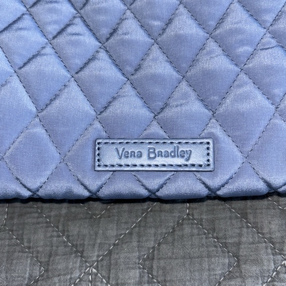 Vera Bradley quilted weekender bag - Picture 3 of 10